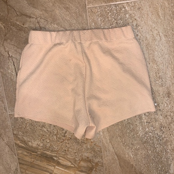 Women’s dressy champagne shorts with pearl detail - Picture 2 of 2